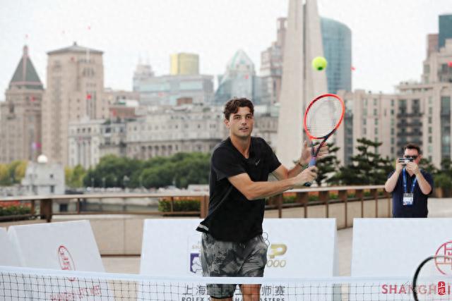 十场比赛因 十场比赛因