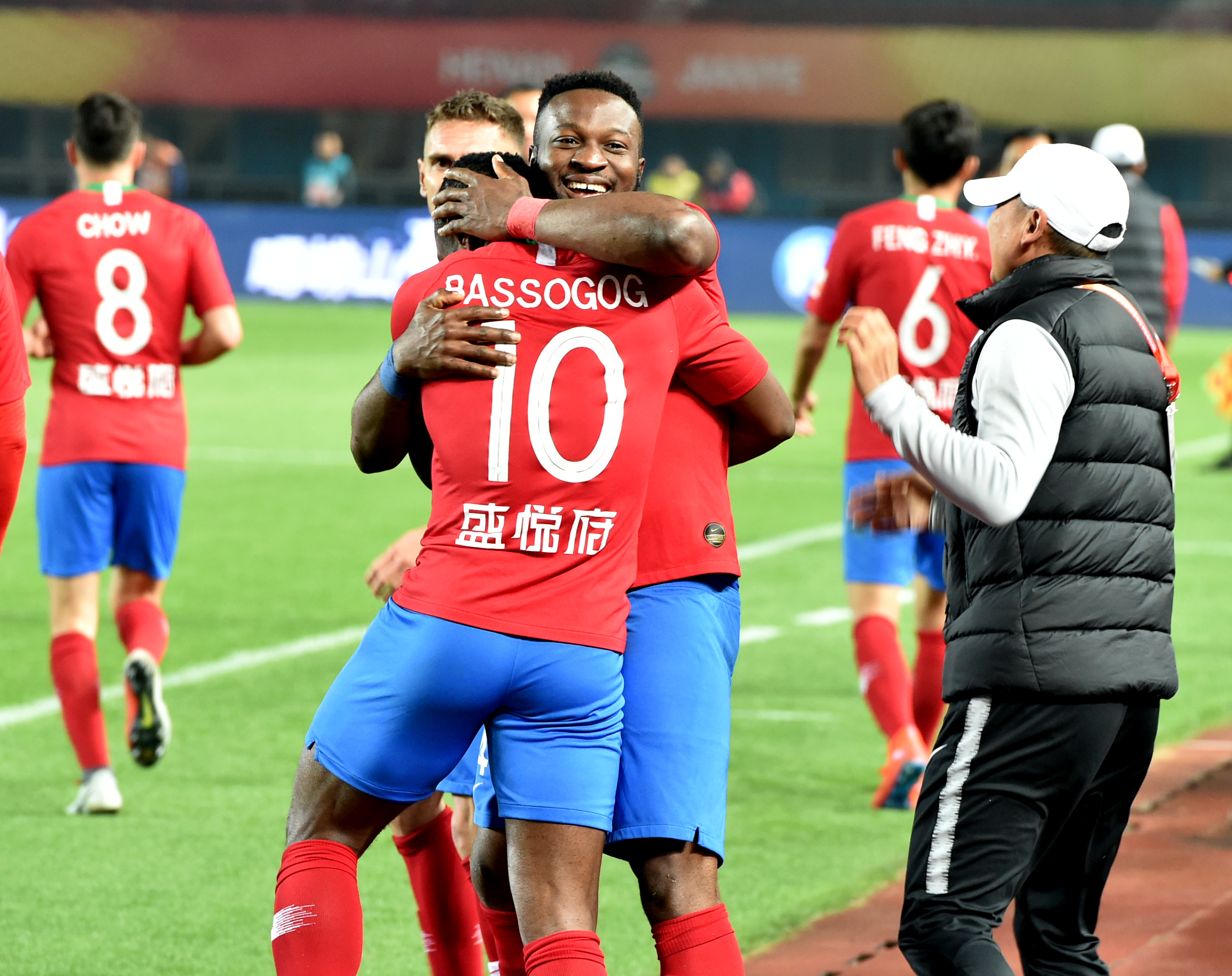 秀首秀火热 秀首秀火热